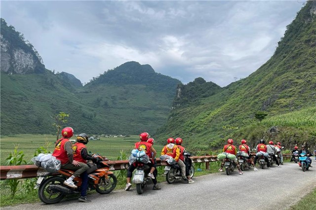 Motorbike Tour To Ha Giang – 6 Days